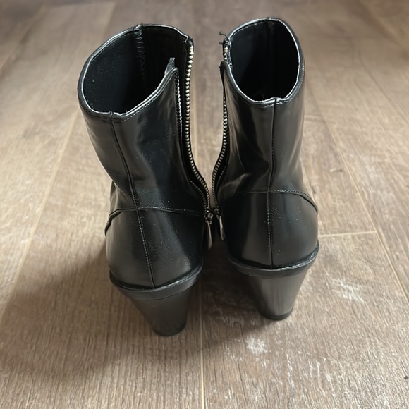 Zara Ankle Boots - Picture 3 of 6